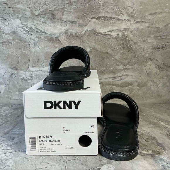 DKNY Bethea Quilted Slip-On Slide Sandals - Picture 6 of 8